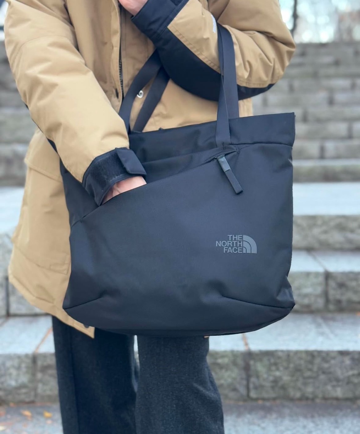日本 TNF Pyrenees Tote  托特包