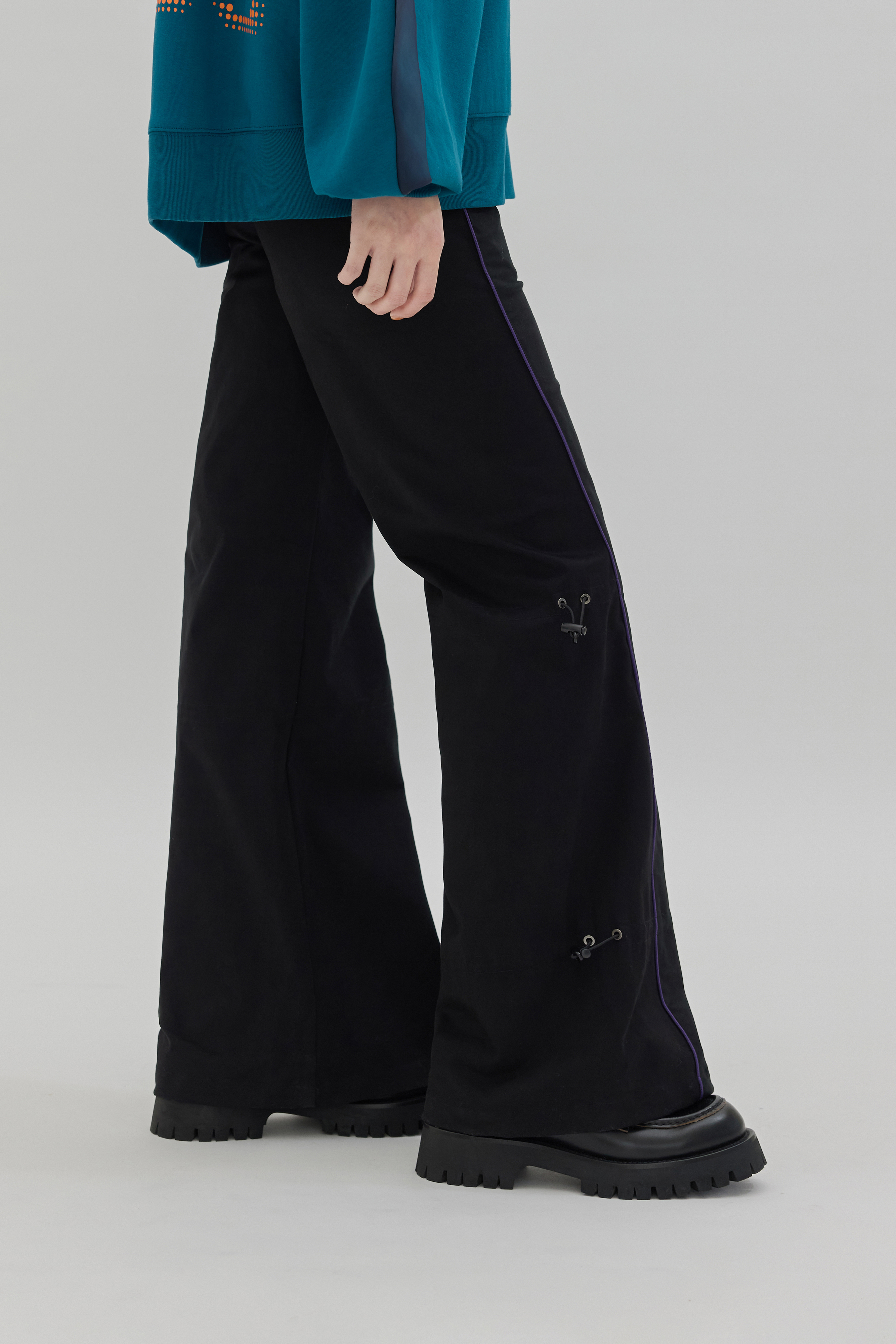 Drawstring Flared Trousers｜Black