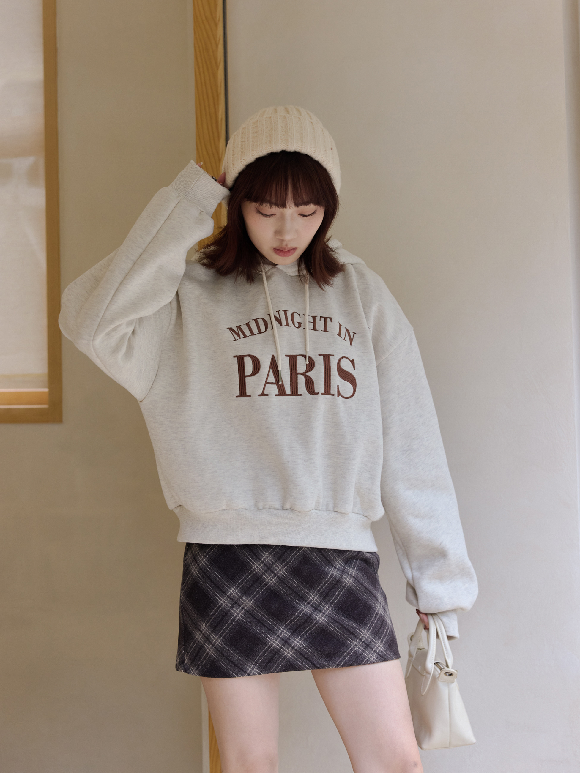 內刷毛刺繡字母帽T