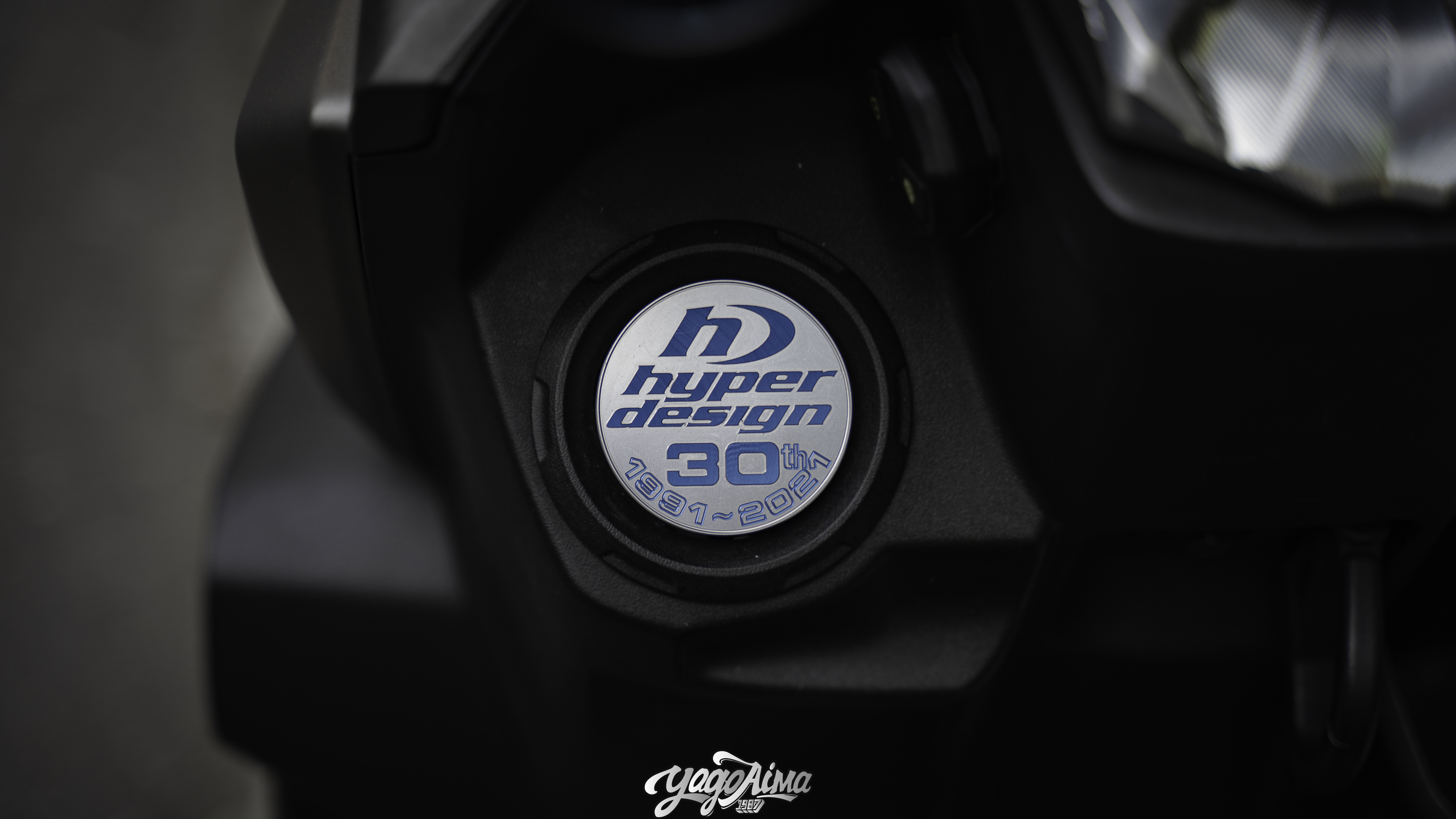 超速部品 30週年油箱蓋