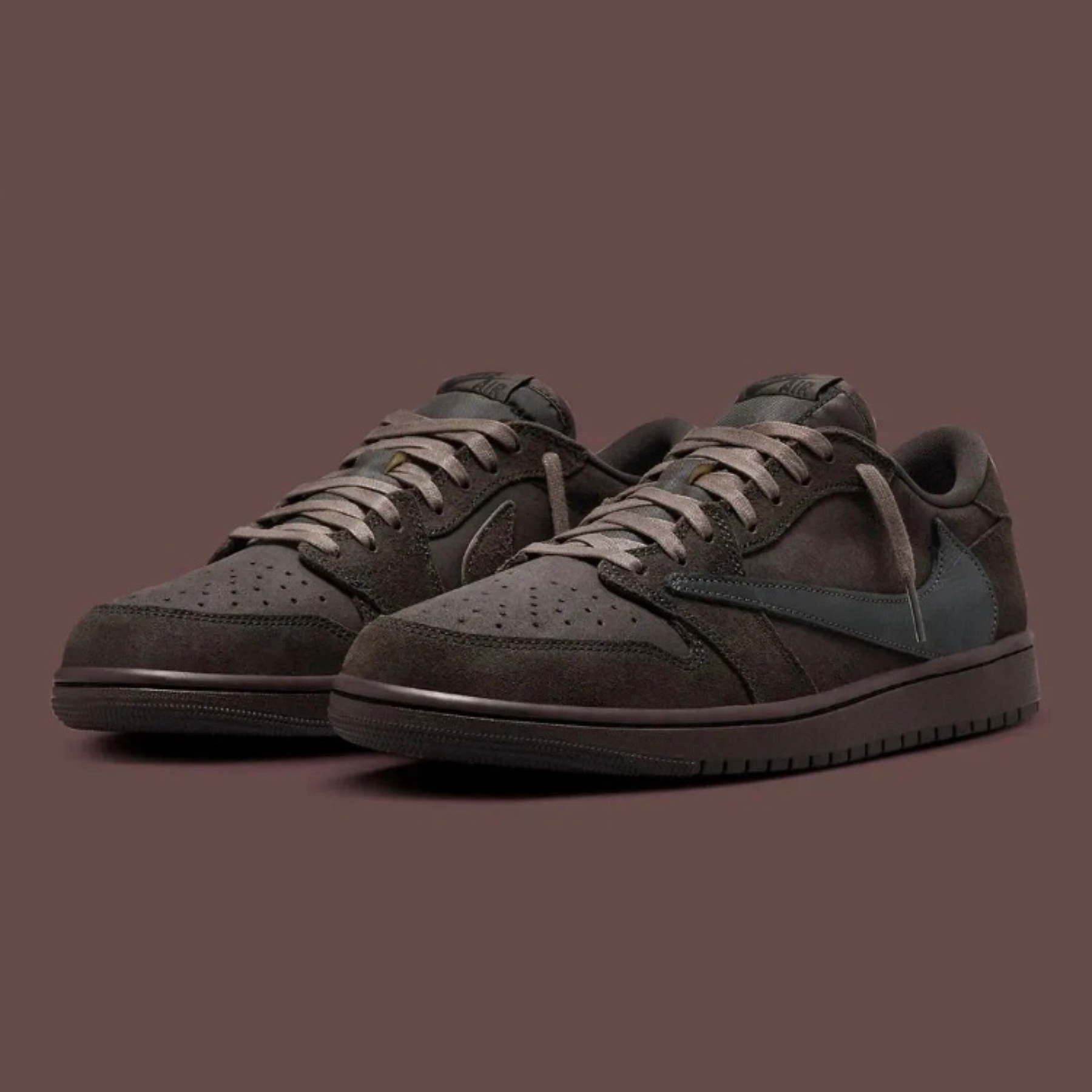 Travis Scott x Air Jordan 1 Low OG 黑摩卡 倒鉤 DM7866-202