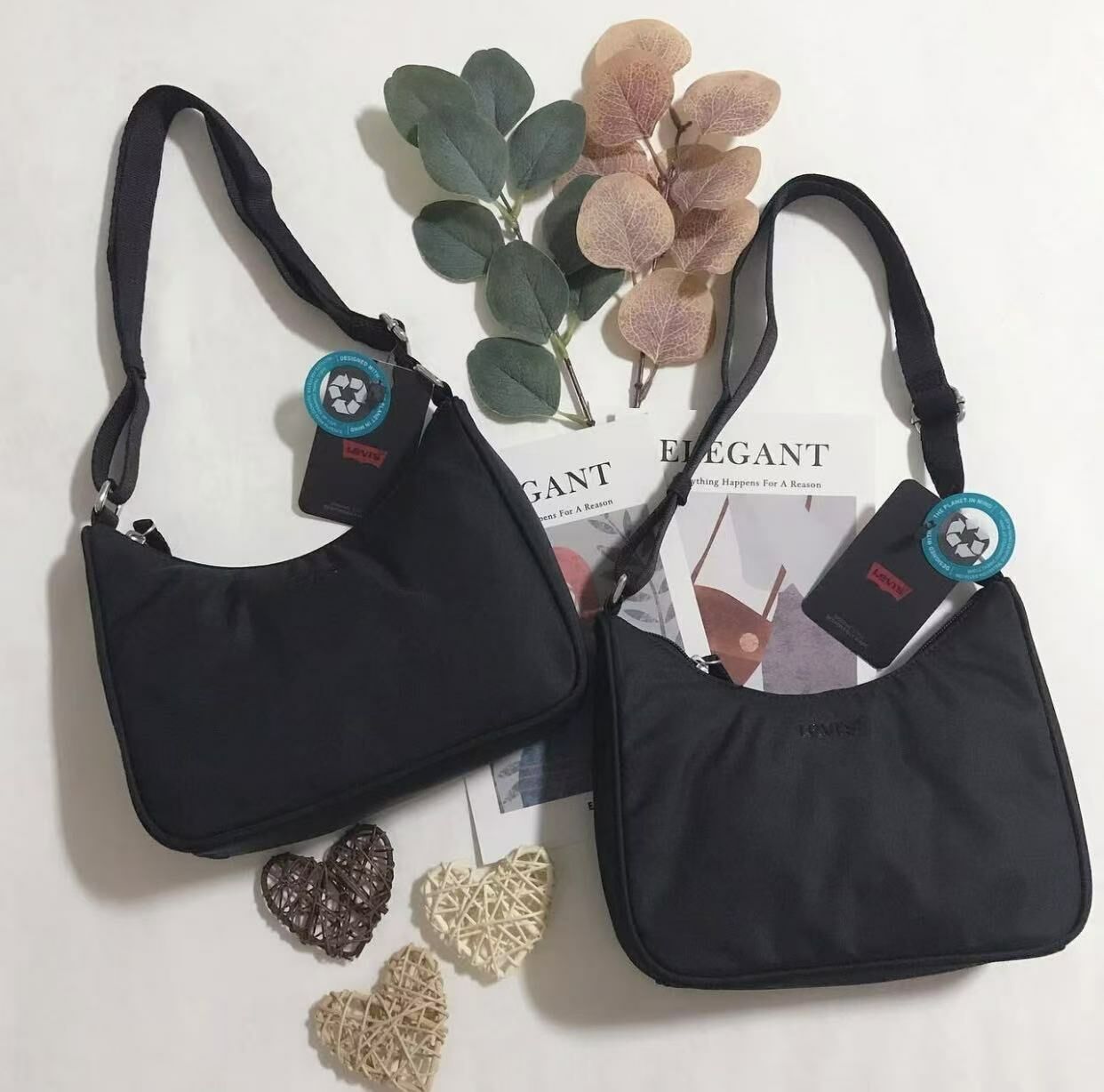 LEVIS SMALL LOGO SHOULDER BAG