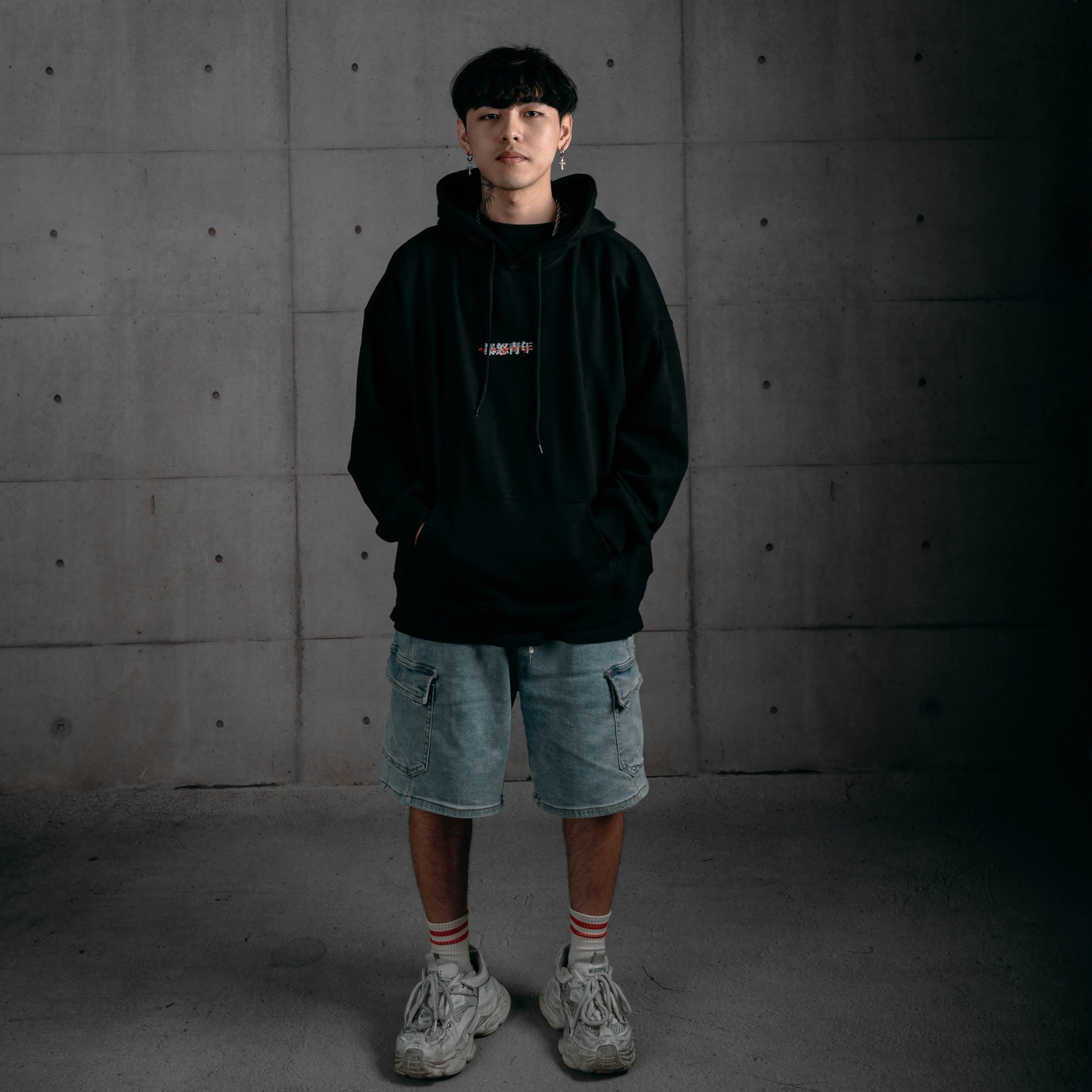 XCTRL 暴怒青年寬版帽T-黑