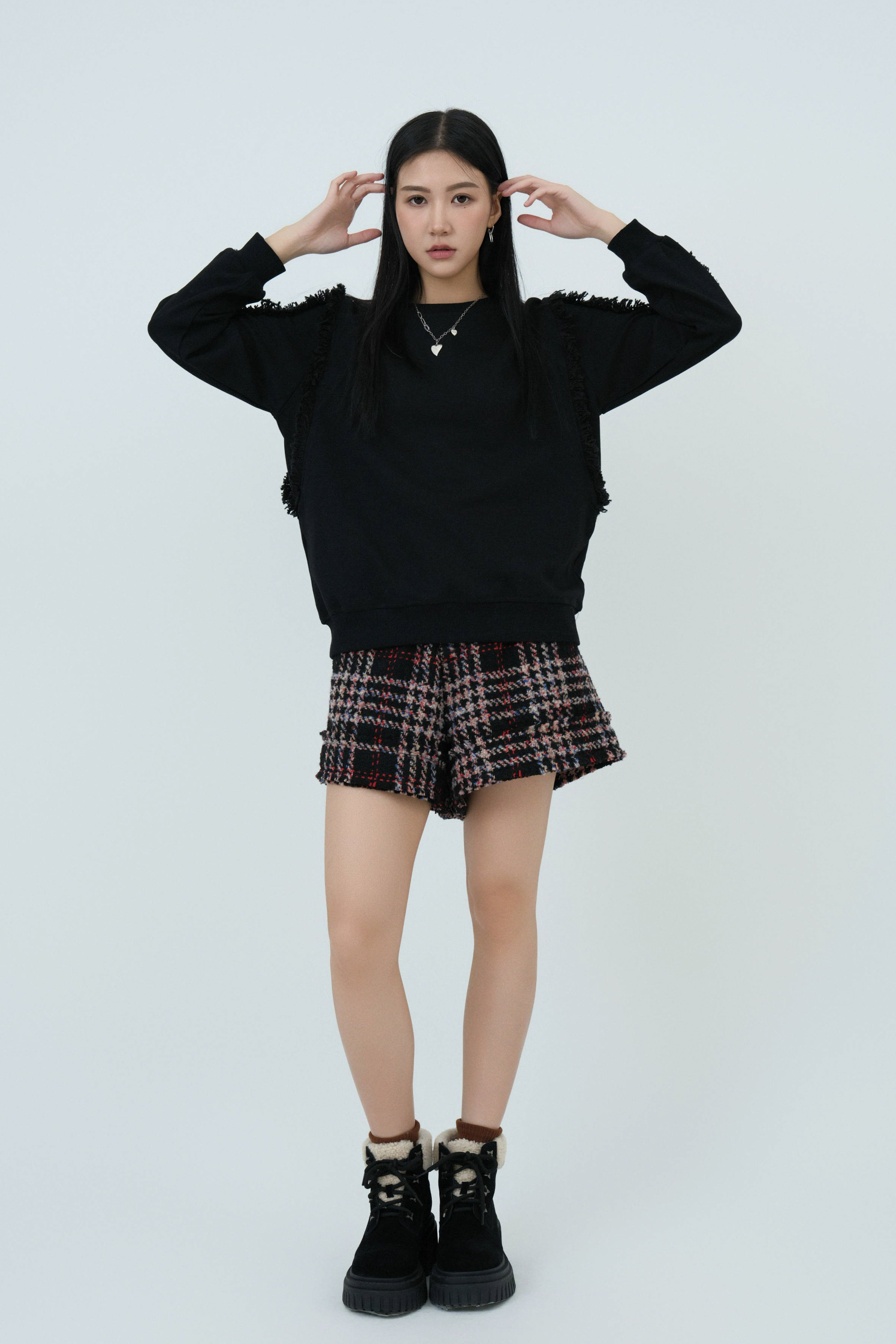 蘇蘇裝飾邊衛衣（現貨款式）