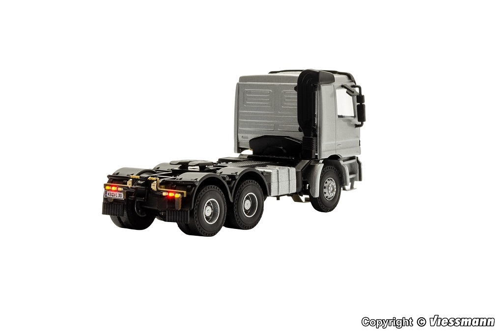 Viessmann 8030 HO規 MB ACTROS 自走系統 賓士卡車頭