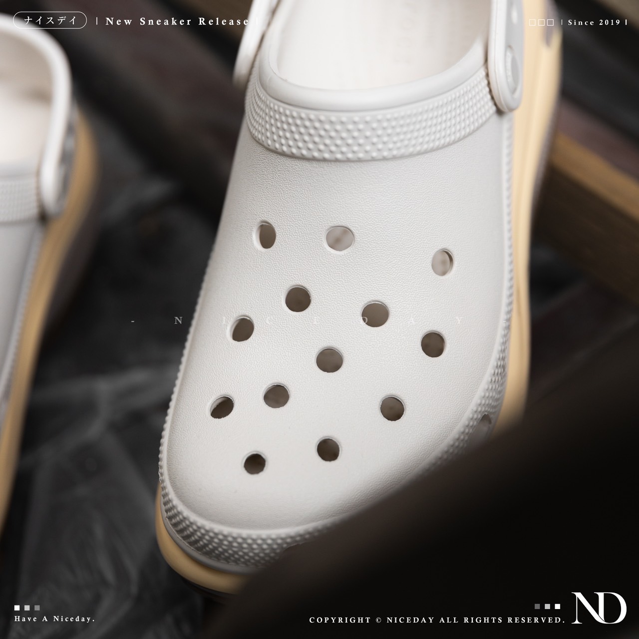 NICEDAY 現貨 Crocs Classic Crush 洞洞鞋 厚底 踩屎感 灰 奶茶 男女尺寸 207988-OLM