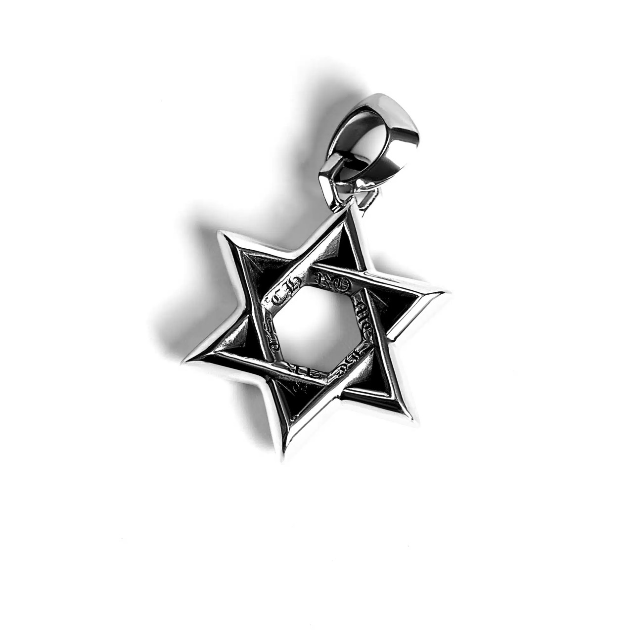 Chrome Hearts Small Star of David Pendant,Chrome Hearts accessories,Chrome hearts pendant on sale,Chrome hearts pendant outlet,Chrome hearts pendant authenticit