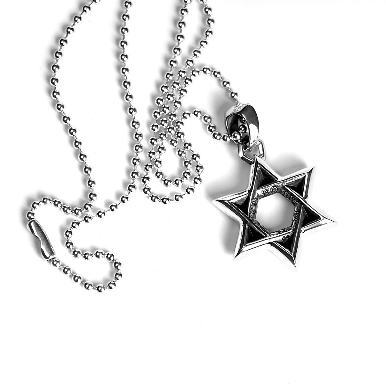 Chrome Hearts Small Star of David Pendant,Chrome Hearts accessories,Chrome hearts pendant on sale,Chrome hearts pendant outlet,Chrome hearts pendant authenticit