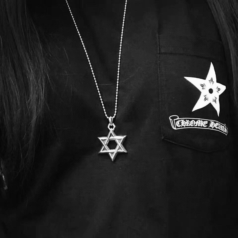 Chrome Hearts Small Star of David Pendant,Chrome Hearts accessories,Chrome hearts pendant on sale,Chrome hearts pendant outlet,Chrome hearts pendant authenticit