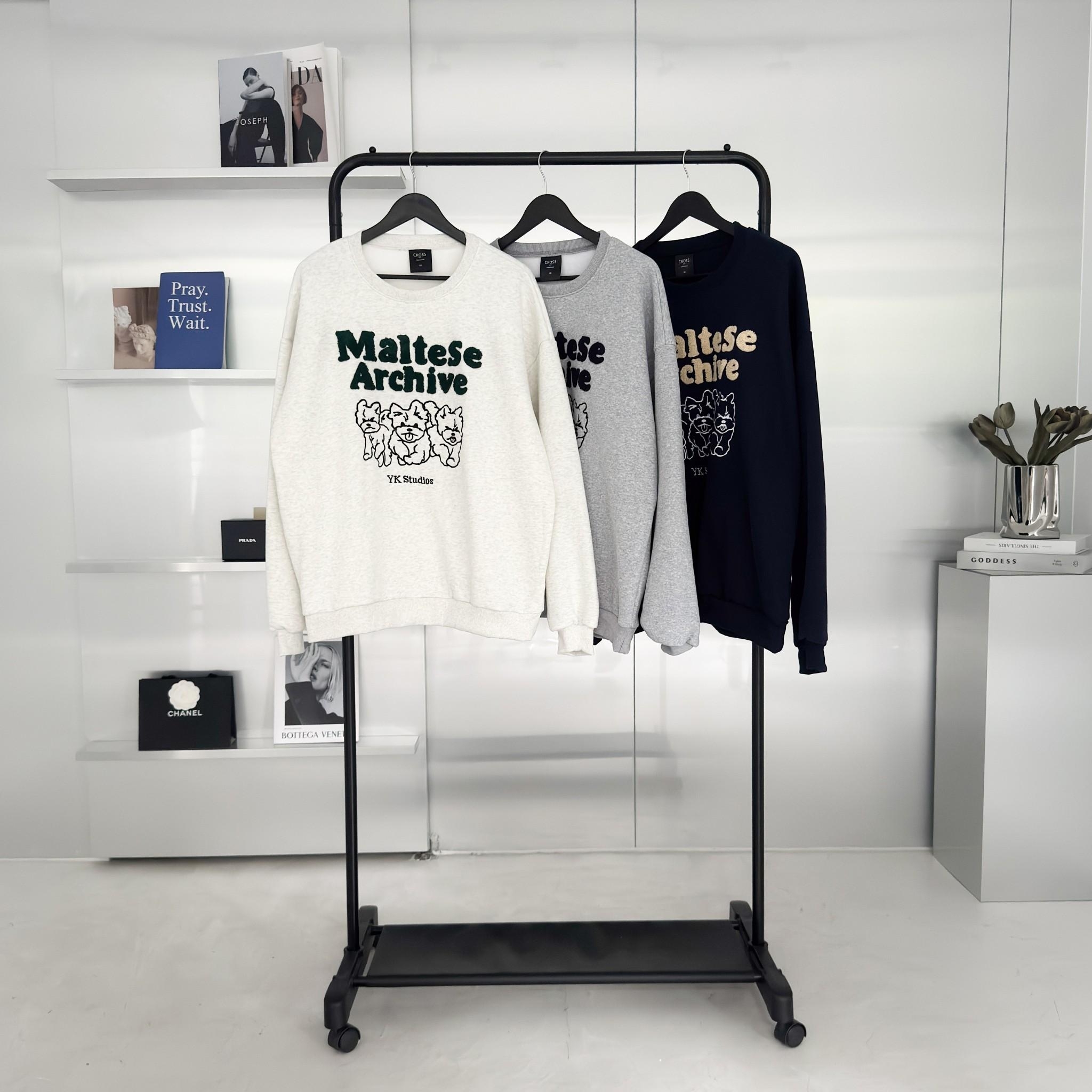 刺繡馬爾濟斯大學T 98179