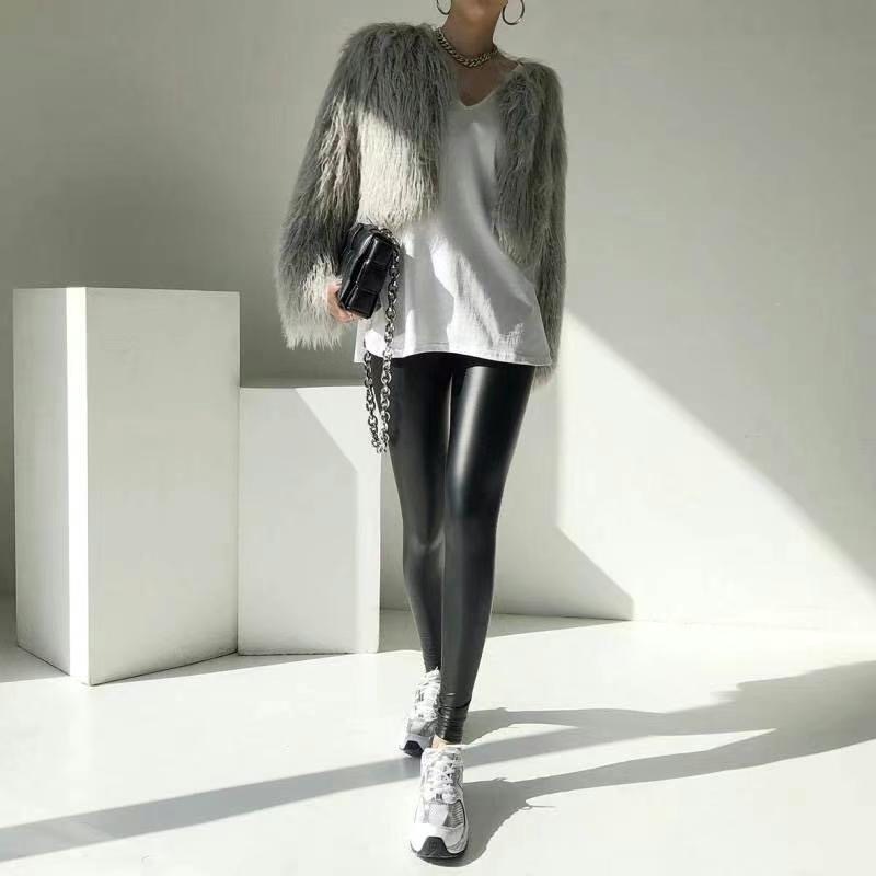 黑色PU皮面刷毛內搭褲