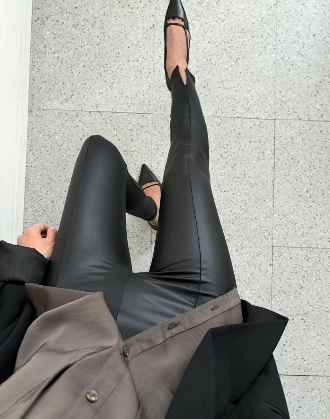 黑色開衩皮面內刷絨內搭褲