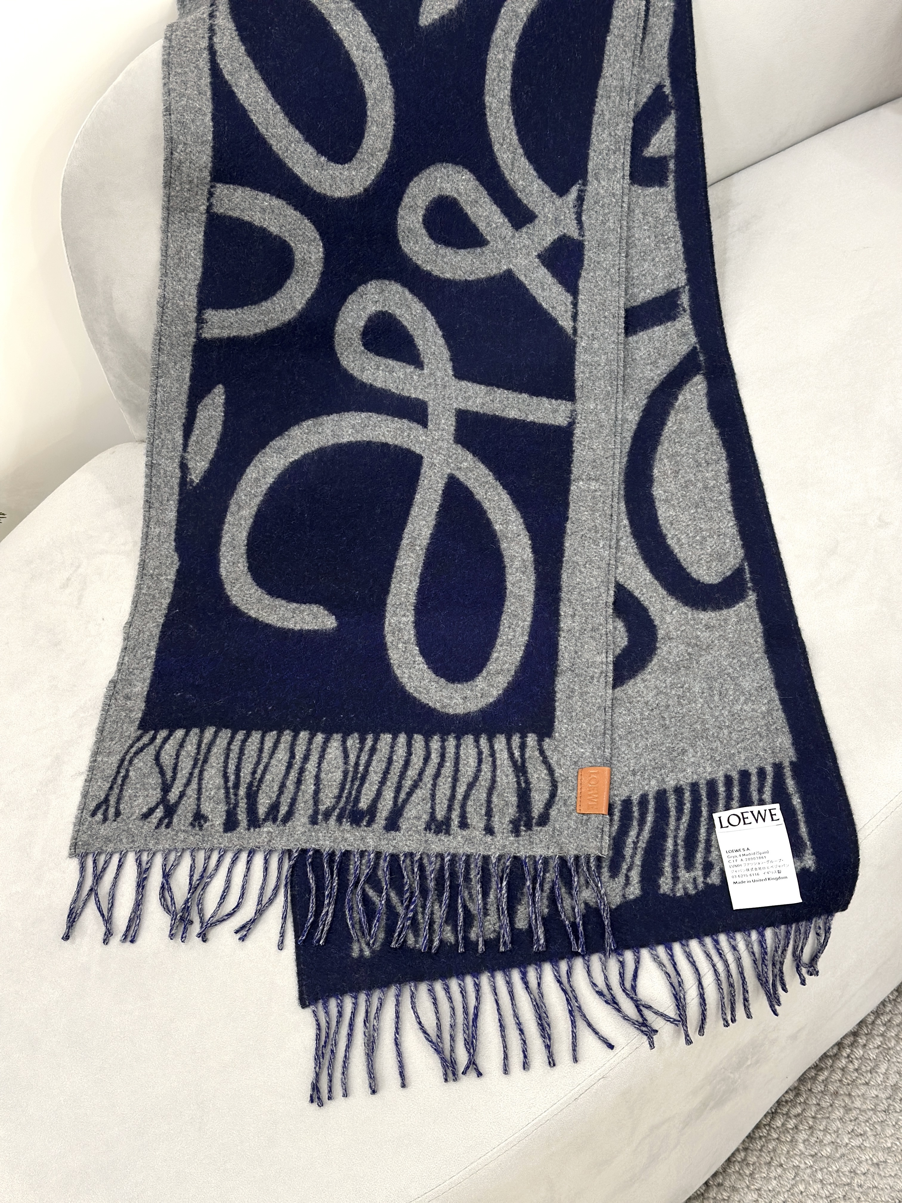 LOEWE Scarf In Wool And Cashmere