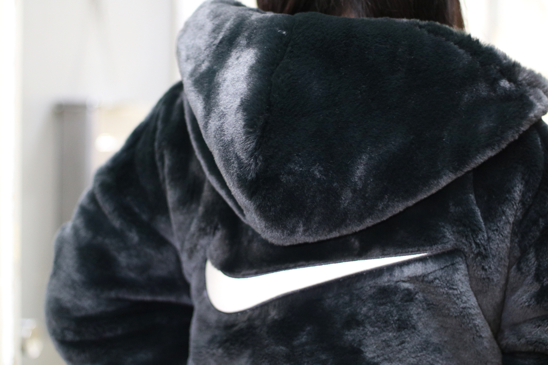NIKE AS W NSW ESSNTL FX FUR GX JKT BLACK 有帽毛毛褸