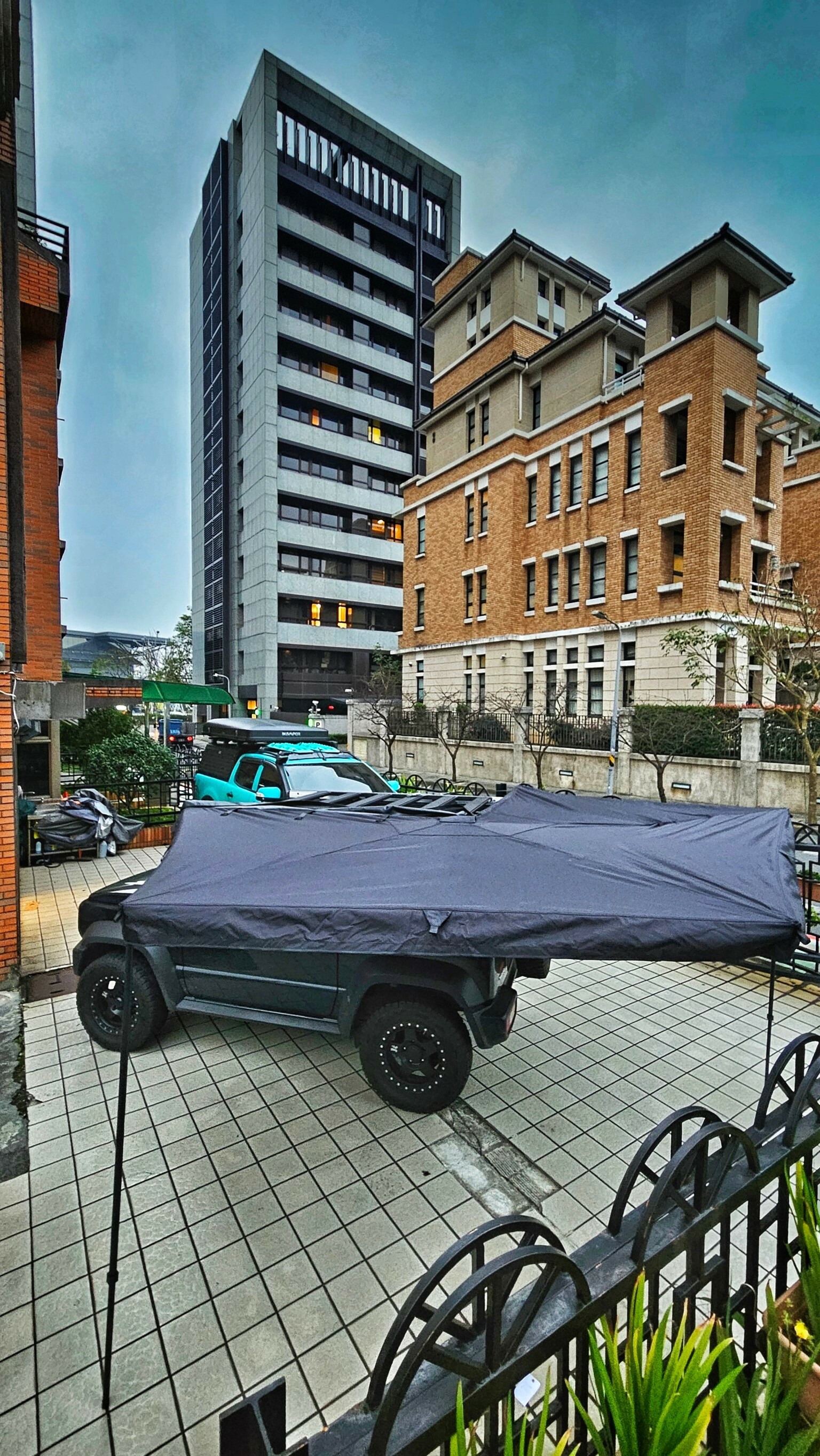 Suzuki Jimny JB74 × 黑蝙蝠270度車邊帳｜實車安裝案例
