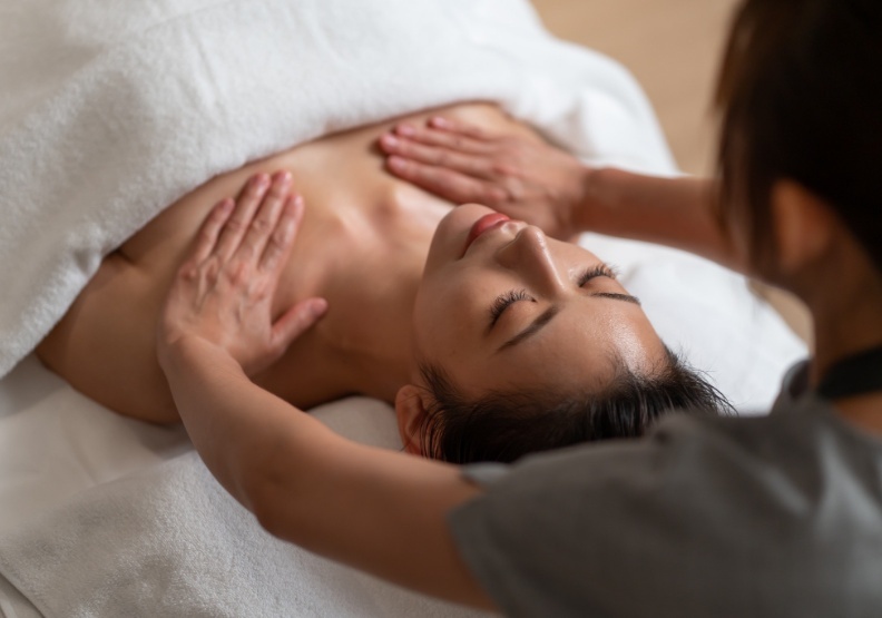 遠見雜誌-高雄萬豪、承億酒店搶SPA女王進駐！瑞醫美容如何擄獲女神名人