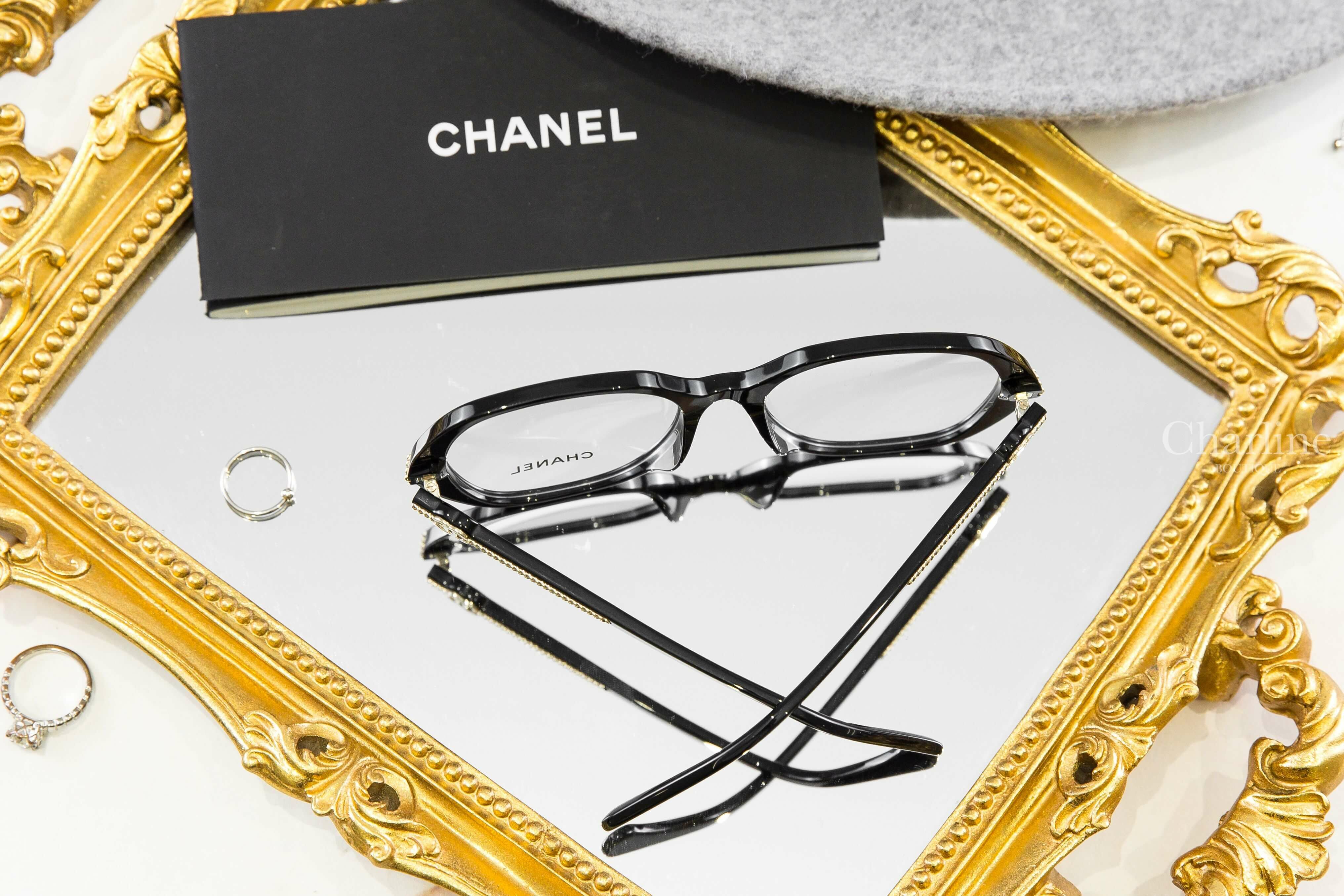 Chanel Square Eyeglasses 黑色方框側邊金CC金鍊平光眼鏡-Charline Boutique 精品代購