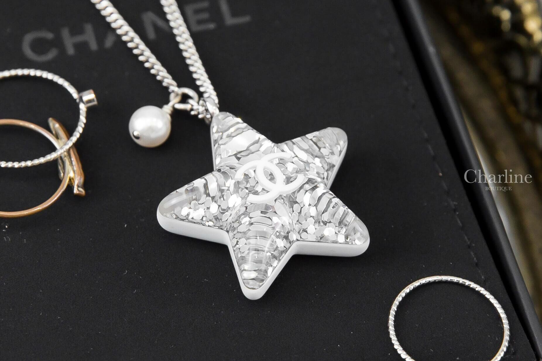 Chanel Necklace 白CC銀色亮片/銀色CC白星星單顆珍珠垂墜項鍊