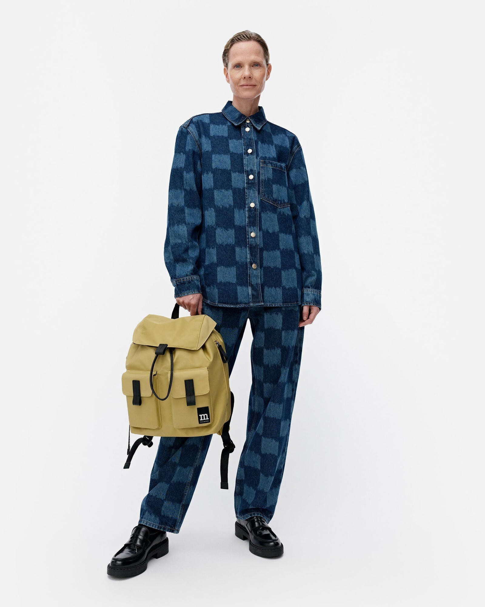 EVERYTHING BACKPACK L 素面後背包