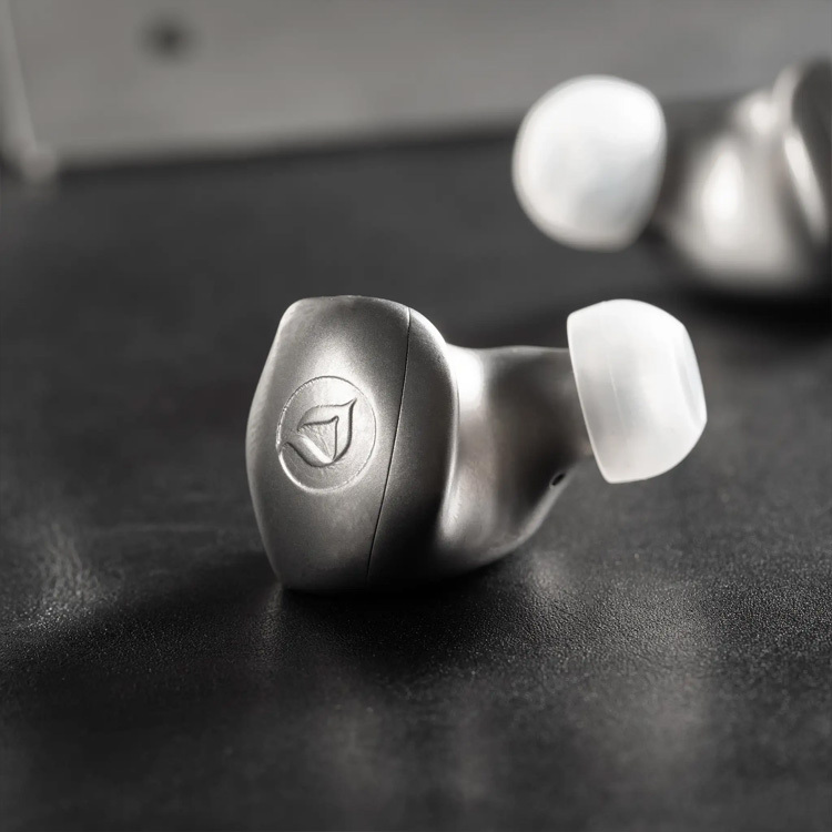 DITA Mecha｜機甲鈦合金動圈單元耳機