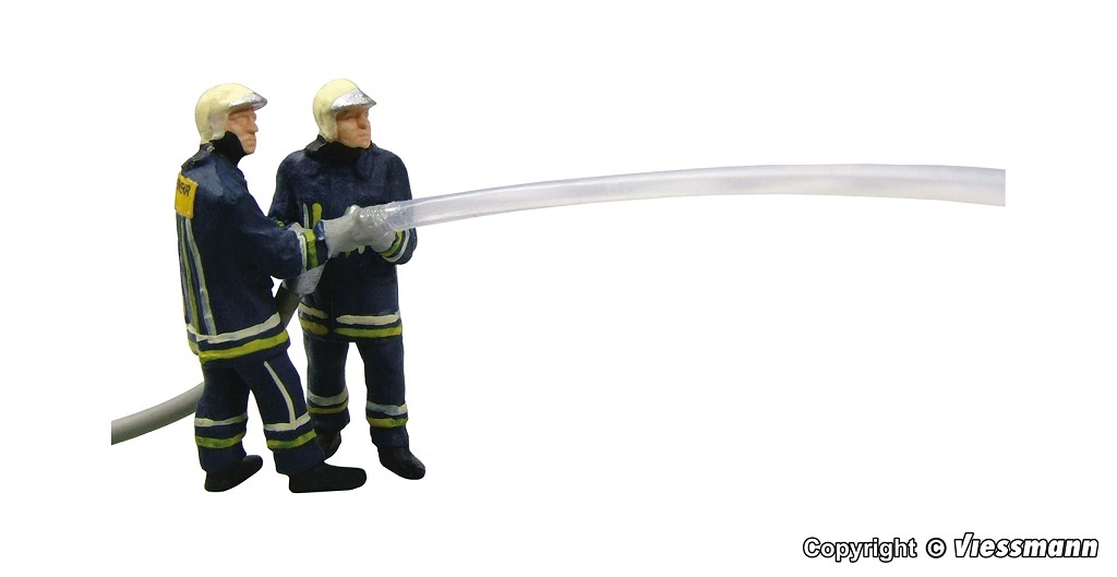 Viessmann 1542 HO scale Fireman at fire-fighting operation