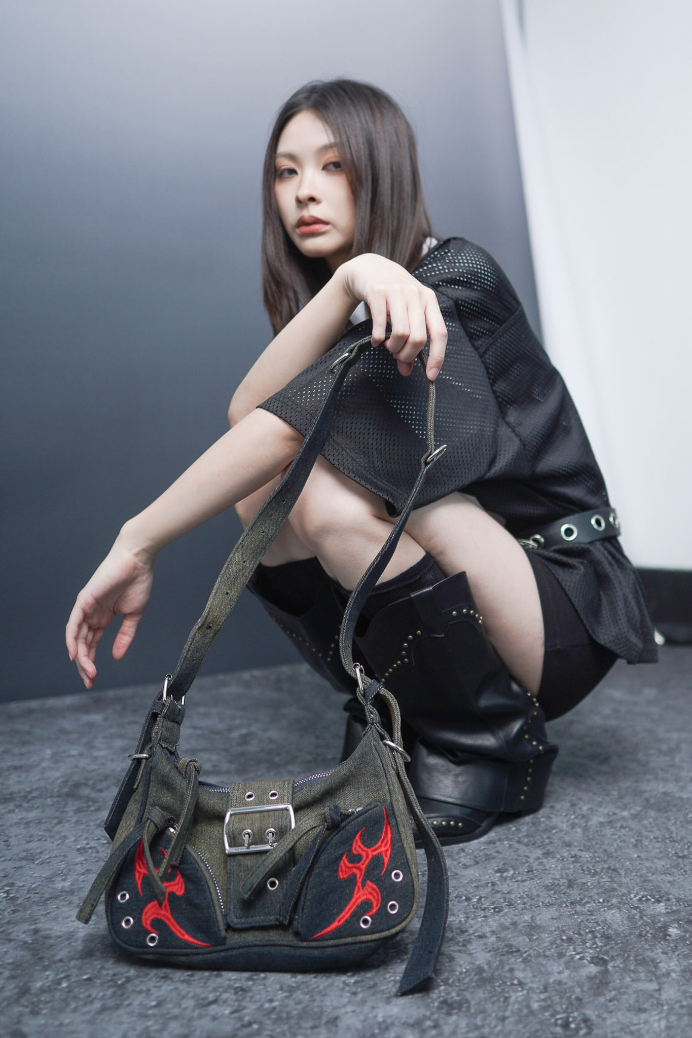 WBI 24SS EY-02 WBI Thorn Denim Shoulder Bag