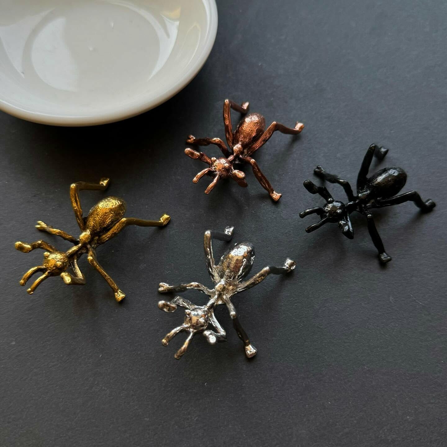 [原石] 水晶球 水晶權杖 底座 金屬材質 螞蟻造型