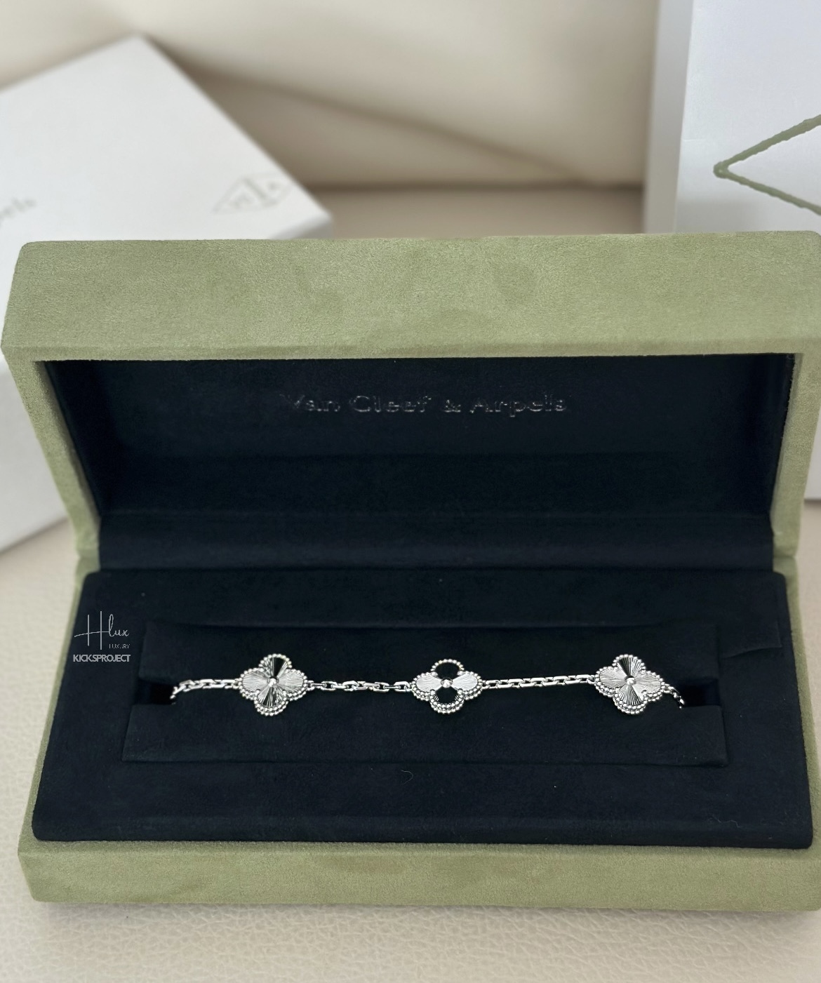 現貨 VCA van cleef & arpels Vintage Alhambra 手鍊 5枚四葉草 幸運圖騰 18K白金 鐳射五花
