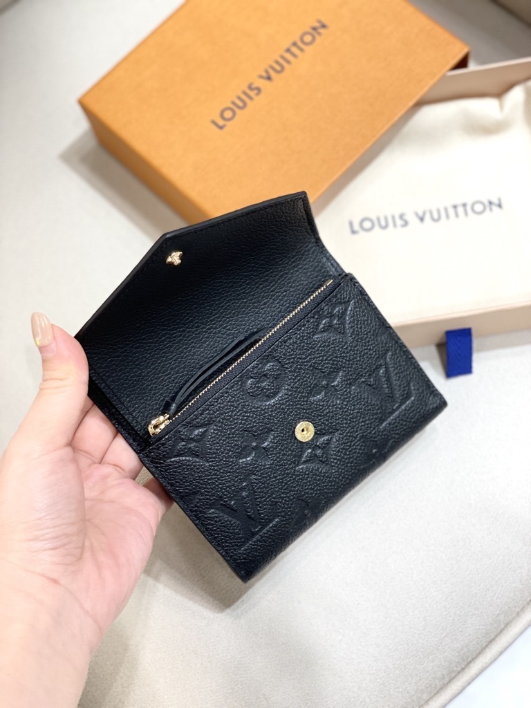 LOUIS VUITTON Victorine Wallet M64060