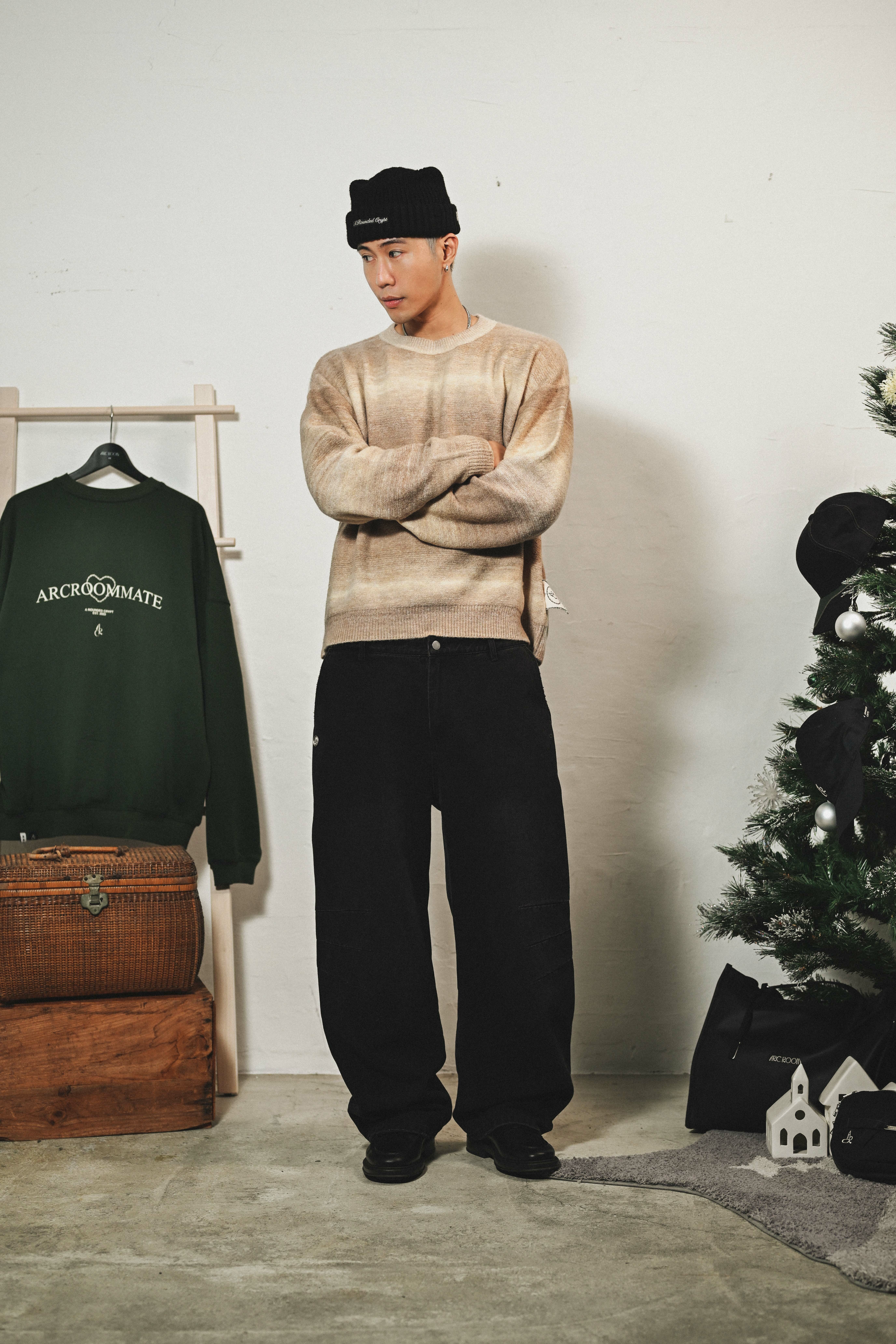 CRACKED A.R. BAGGY JEANS - BLACK