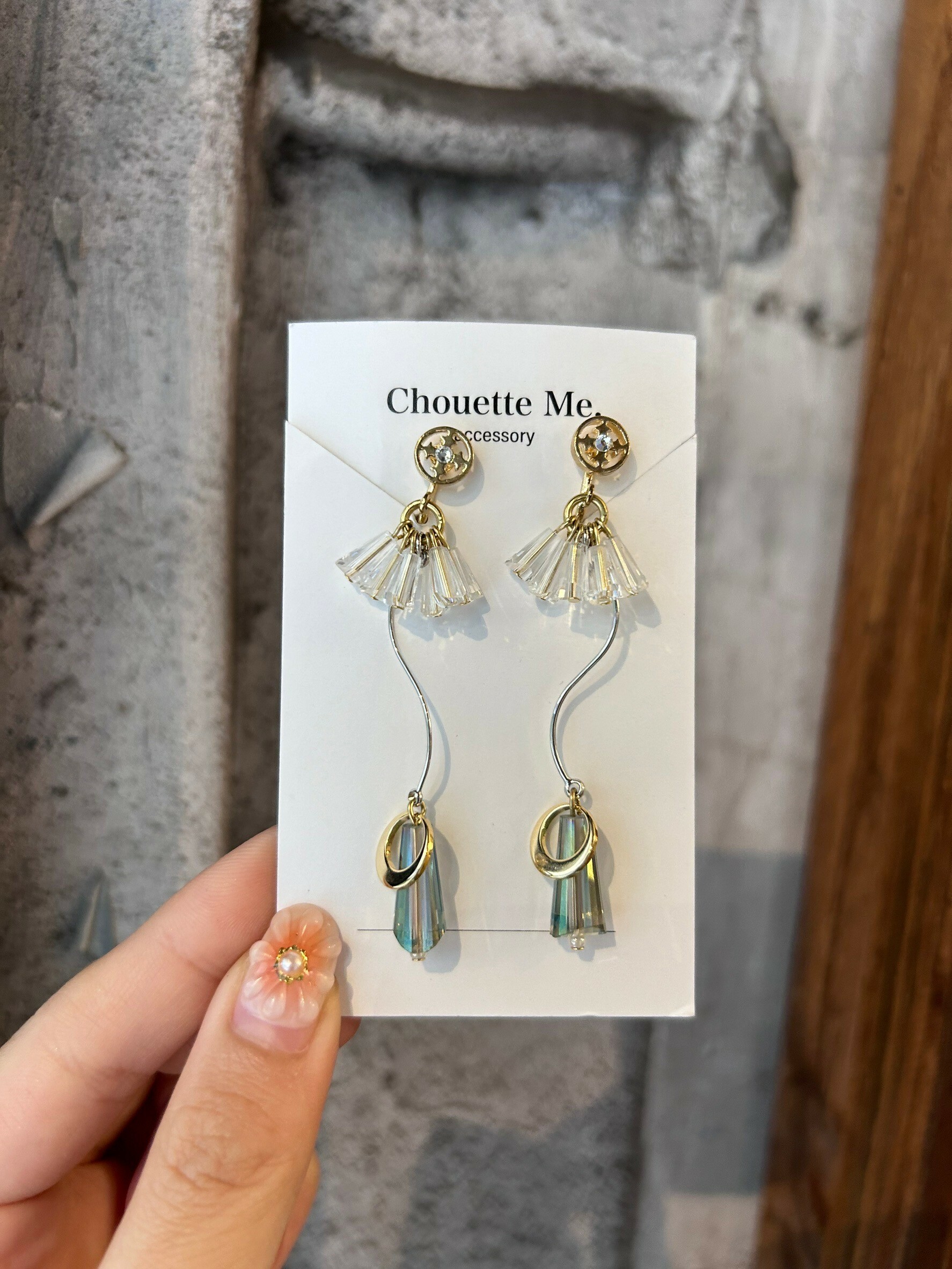[Chouette Me.] clear aurora earring