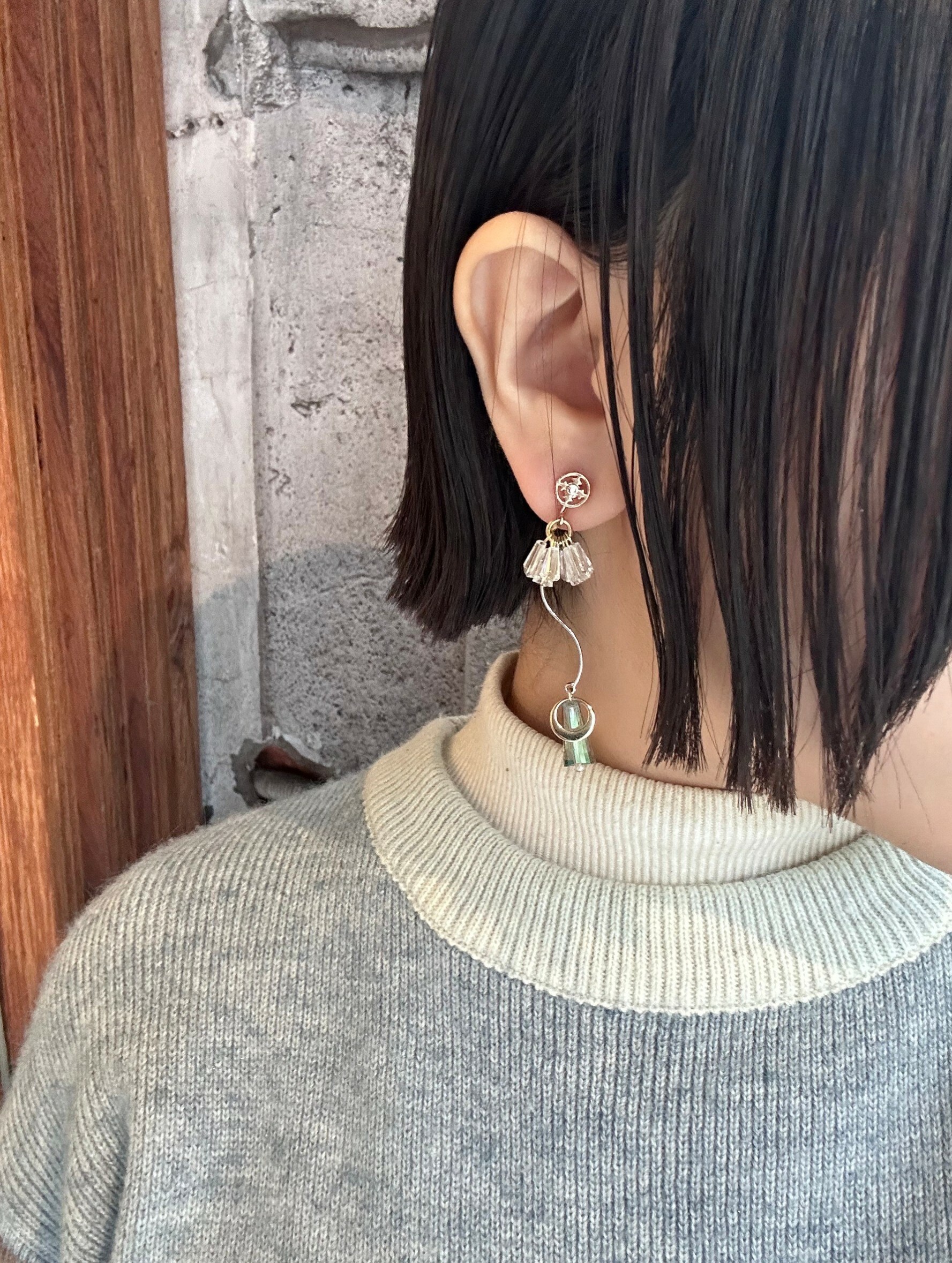 [Chouette Me.] clear aurora earring