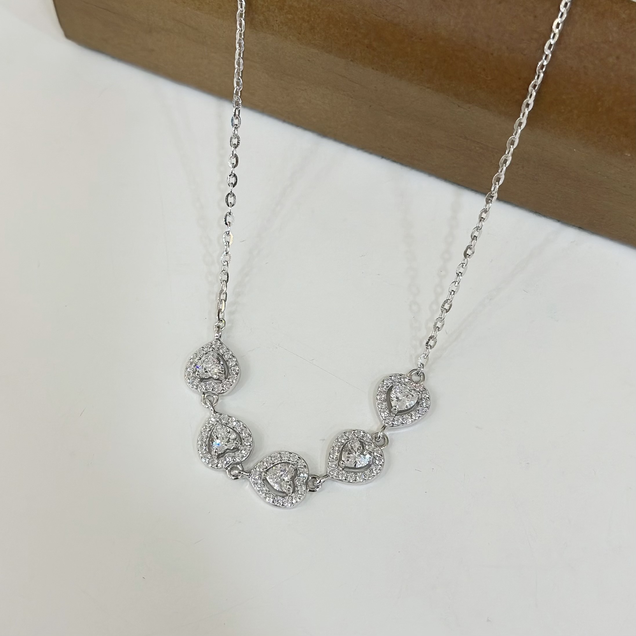 G04【輕奢】愛心排鑽純銀手鍊