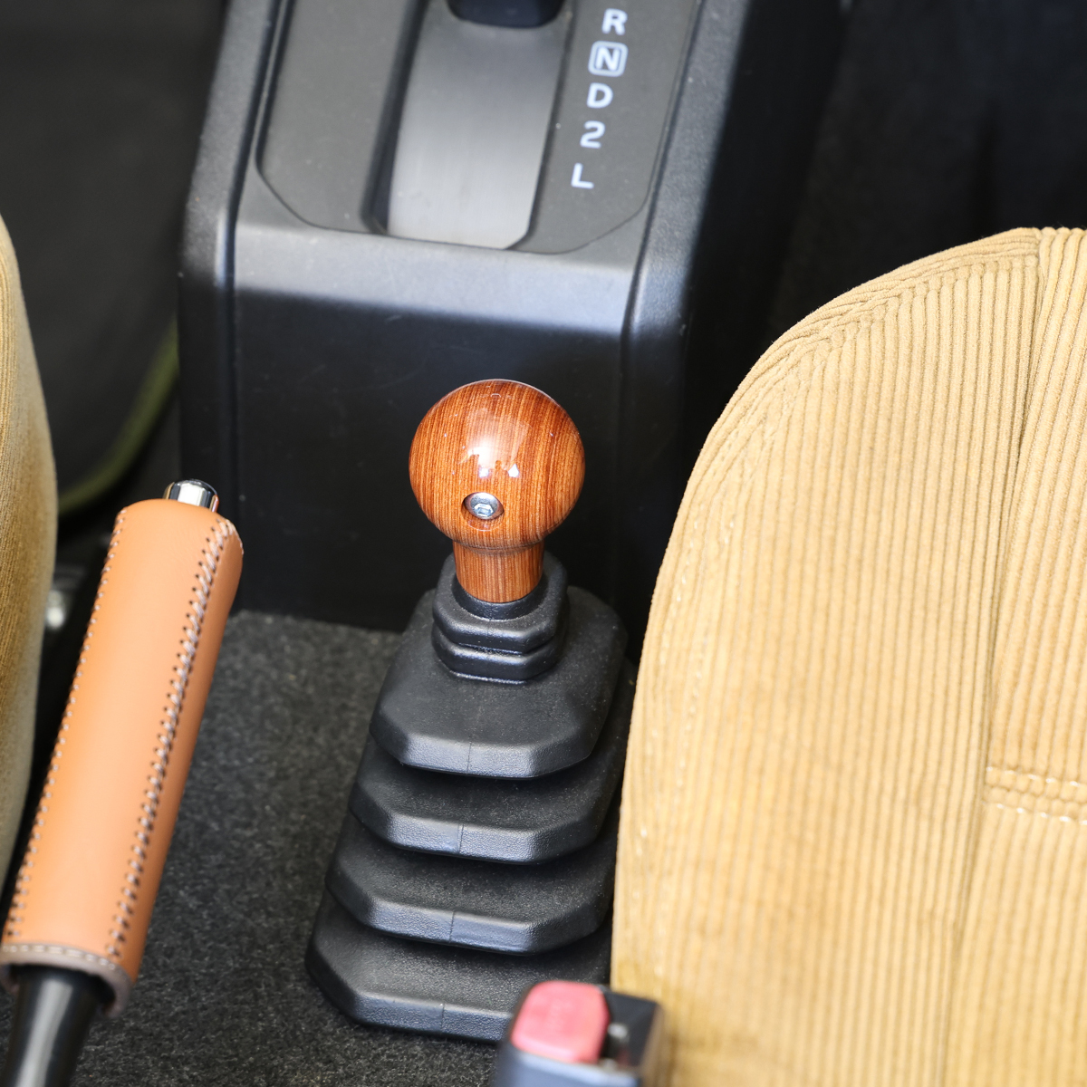 APIO 木質加力箱排檔頭 SUZUKI JIMNY 2019-