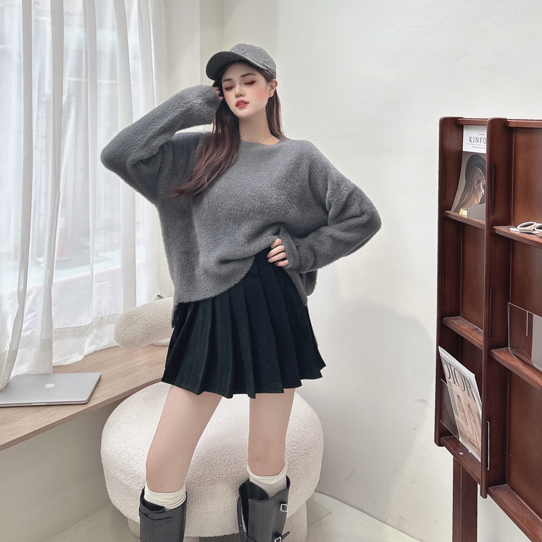 柔軟仿兔毛圓領毛衣/三色