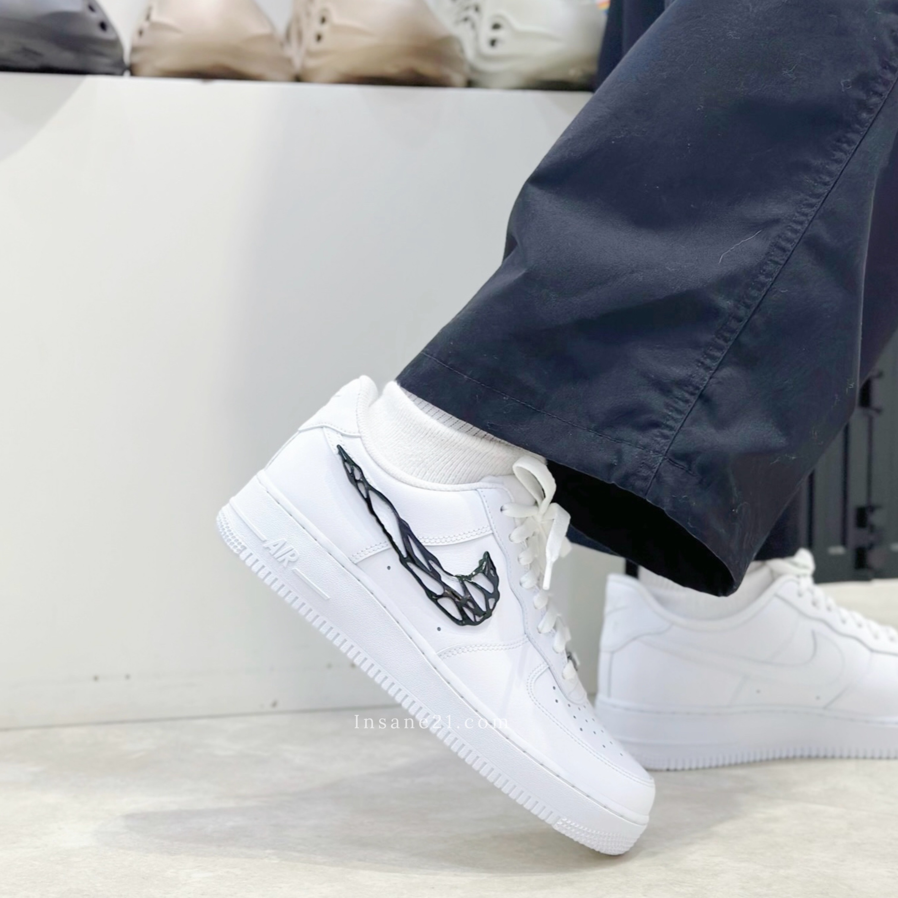 NIKE AIR FORCE 1 LOW "LIQUID METAL SWOOSH" 金屬 溶解 液態銀 猛毒 情侶鞋 IF1686-101