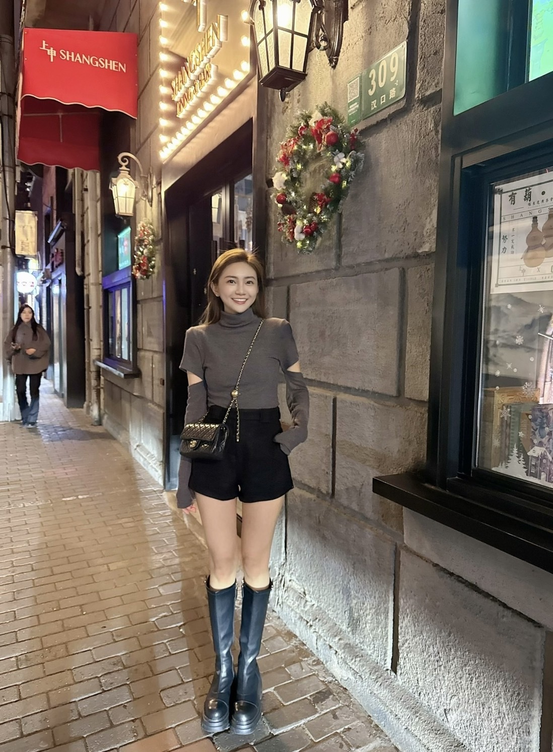 【預購】🔥12.18直播新品］💥闆娘腿長的秘密］🇰🇷正韓高腰超顯瘦西裝毛呢短褲（SM兩色/有口袋）