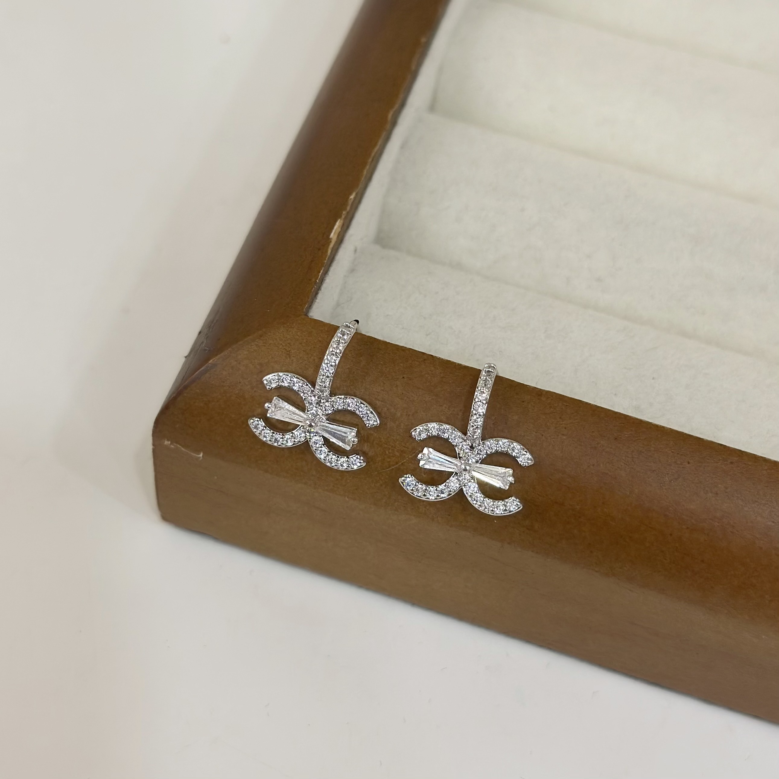 G55滿鑽鋯石字母小垂吊