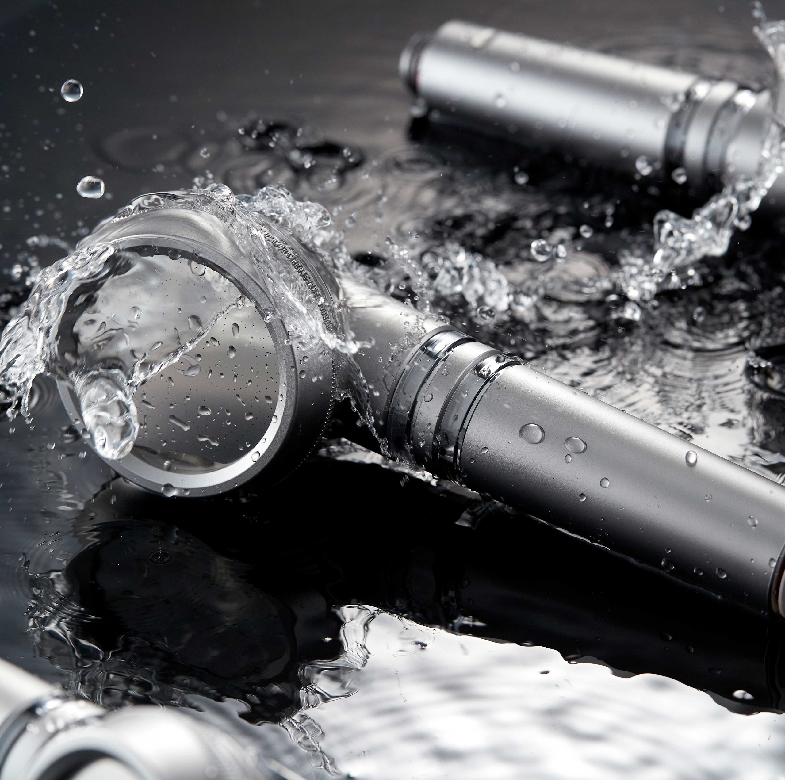 Poseion BT100磁化離子水花灑(白色/深灰色)