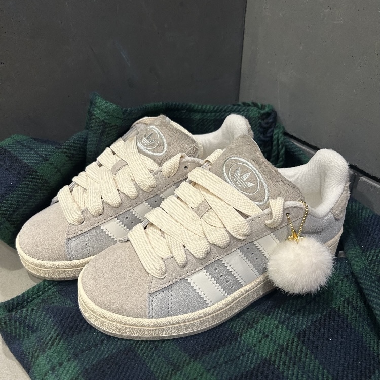 【聖誕限定】Adidas OG Campus 00s 麵包 胖胖鞋 絨毛麂皮 有毛球 白灰 JR8041