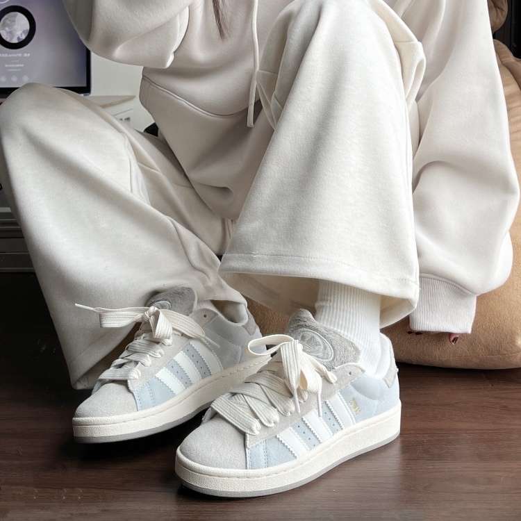 【聖誕限定】Adidas OG Campus 00s 麵包 胖胖鞋 絨毛麂皮 有毛球 白灰 JR8041