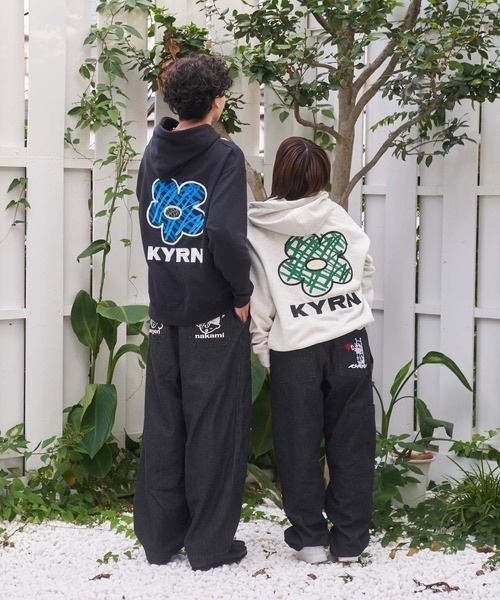 kaoyorinakami / flower logo hoodie