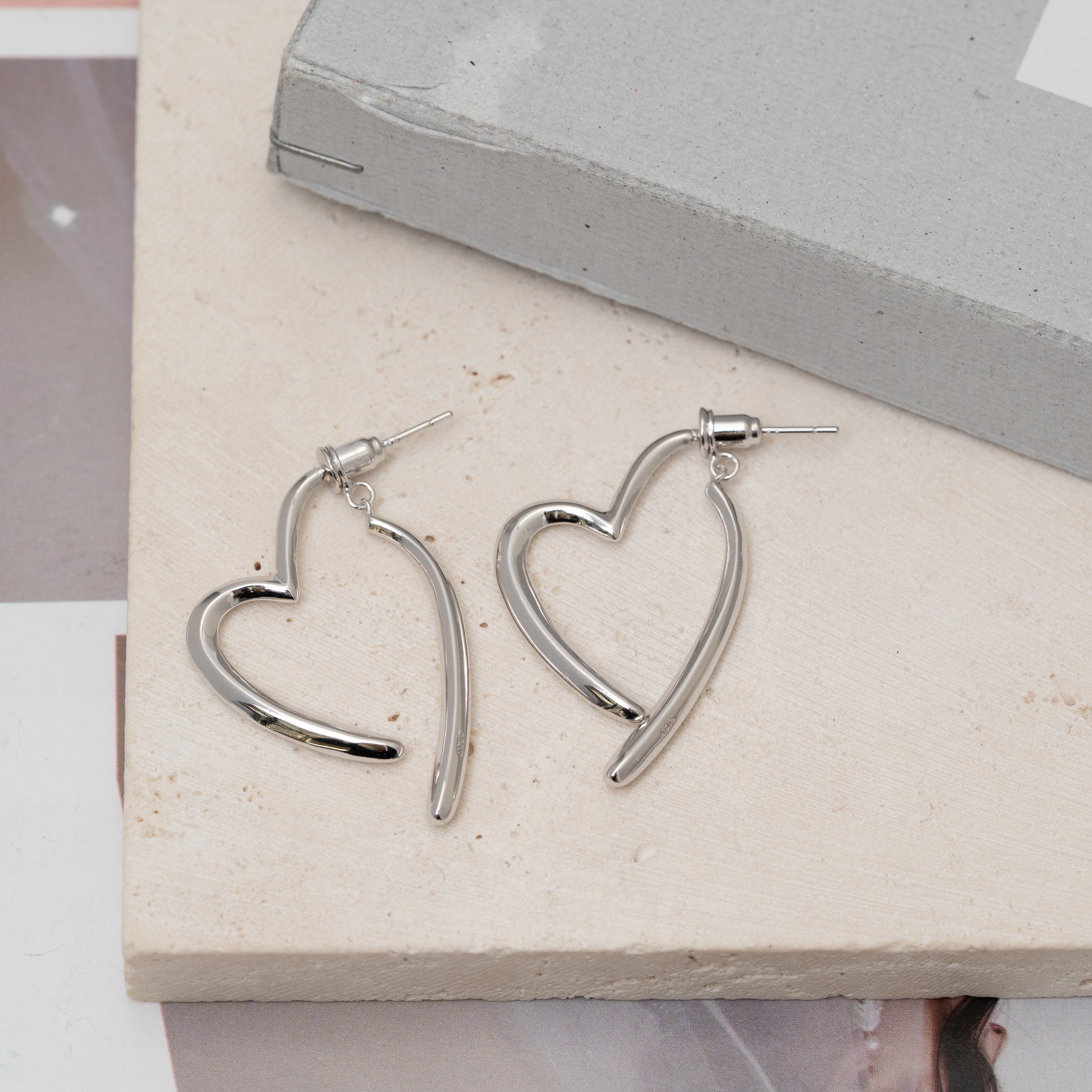 sve34 (愛心圈耳環)