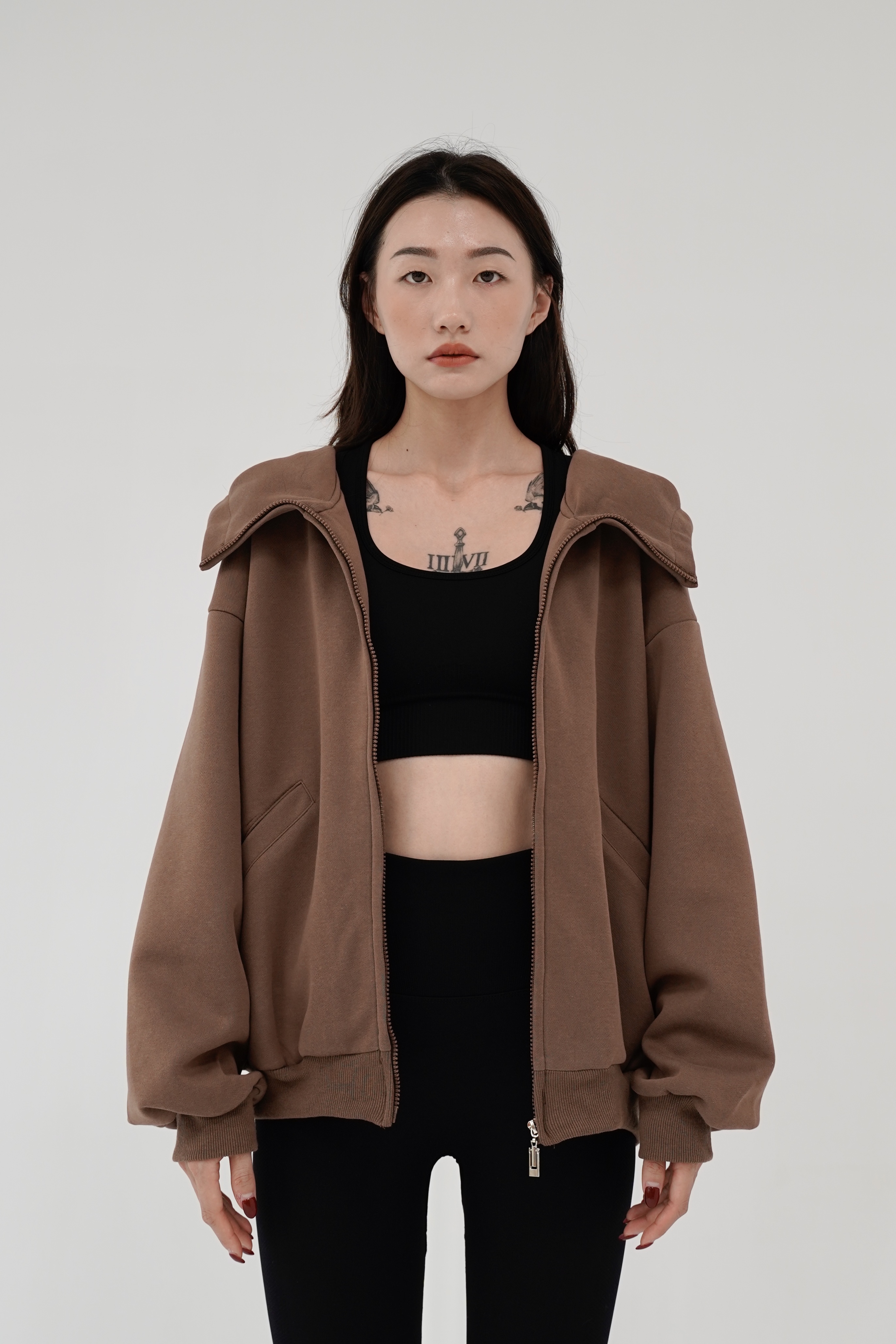 挺版大帽身｜立領外套 咖