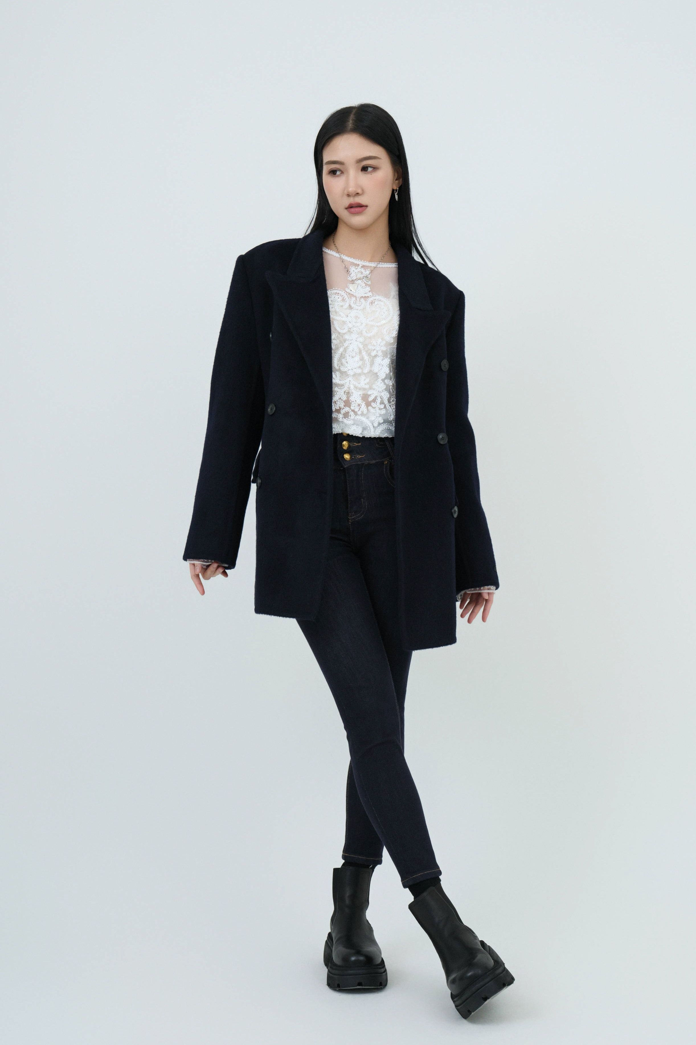 FW24_0280（外套＋上衣+牛仔褲）