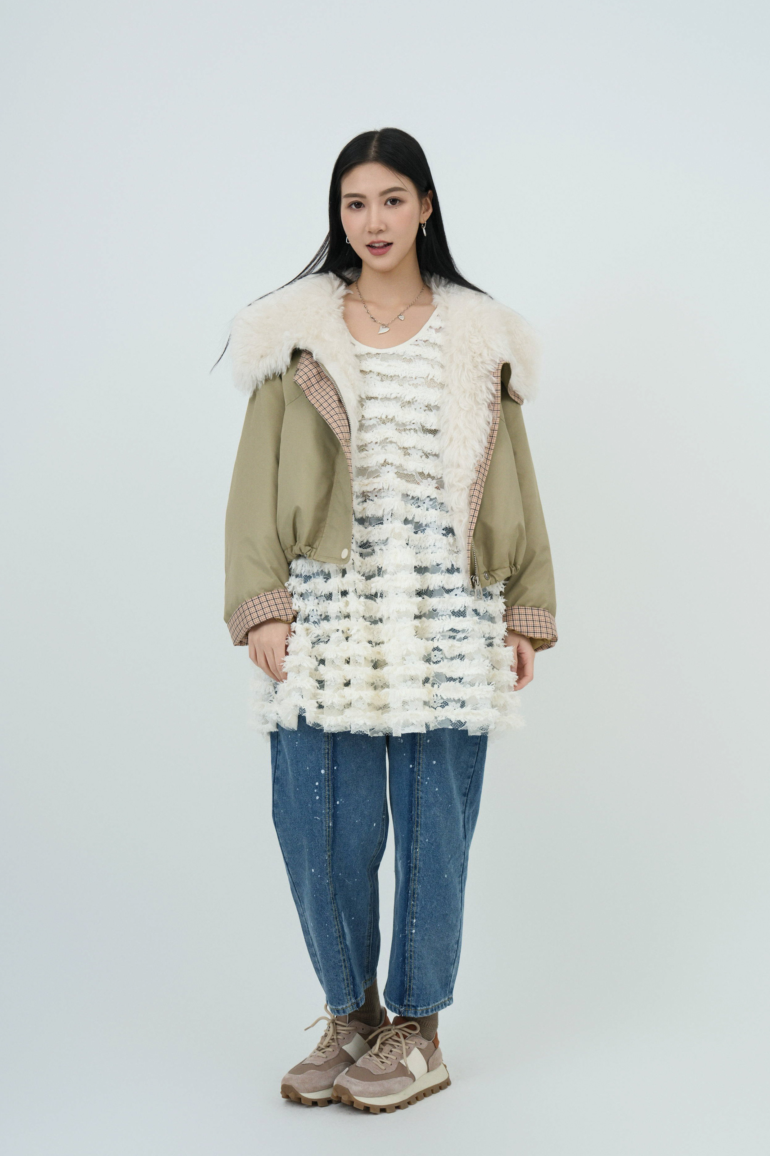 FW24_0282（外套＋連身裙+牛仔褲）