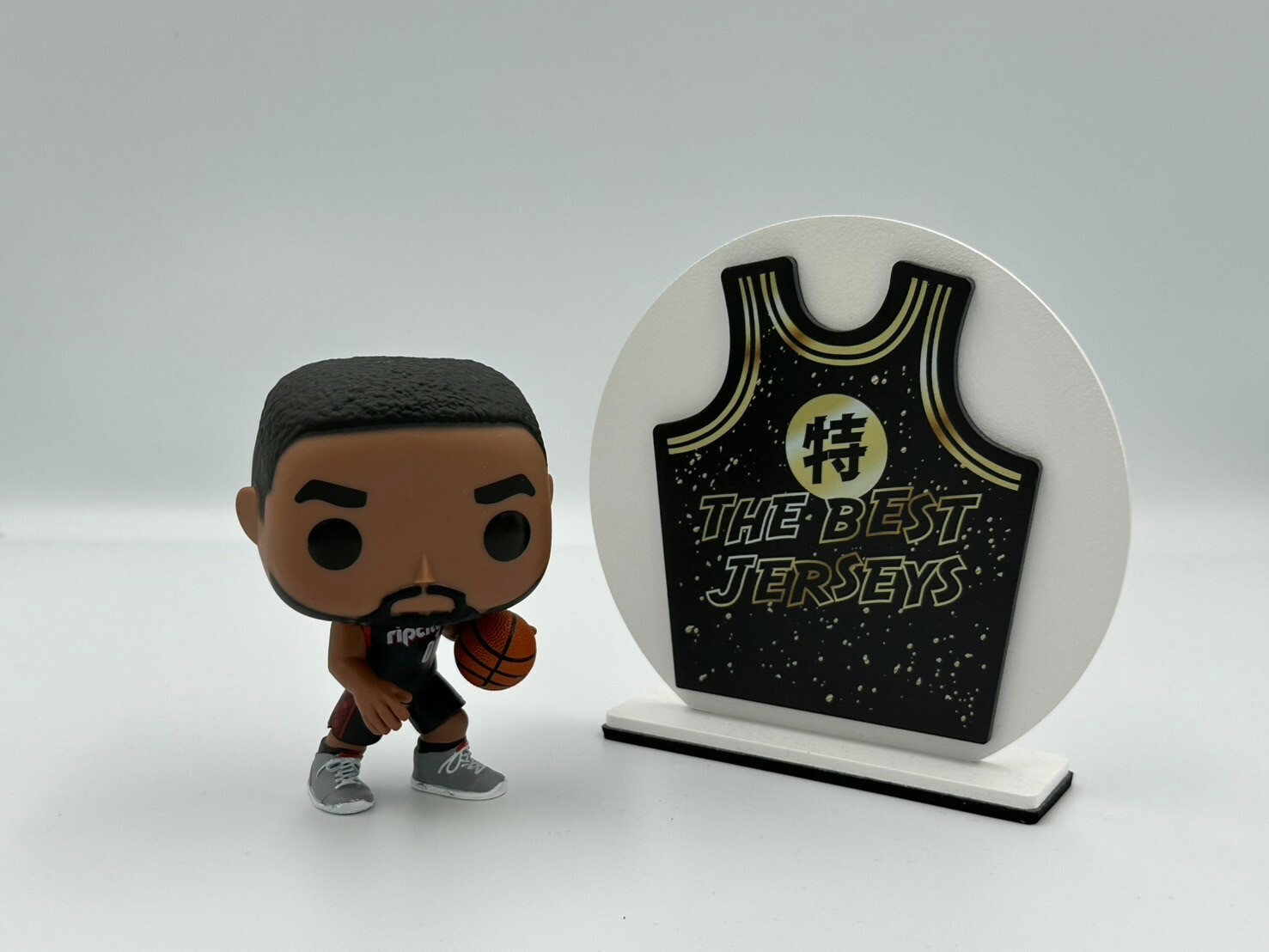 NBA公仔 Damian Lillard 波特蘭拓荒者 城市黑 #131 Funko Pop! Vinyl Figure 全新