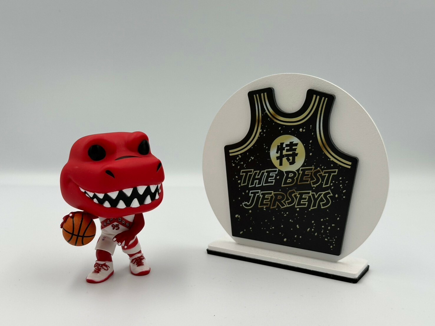 NBA公仔 Toronto The Raptor 多倫多暴龍白 吉祥物 #07 Funko Pop! Vinyl Figure 全新