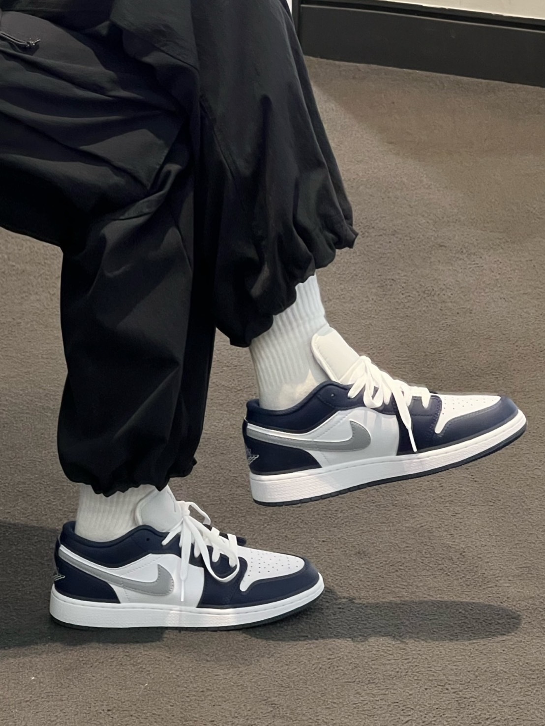 NIKE AIR JORDAN 海軍藍灰白