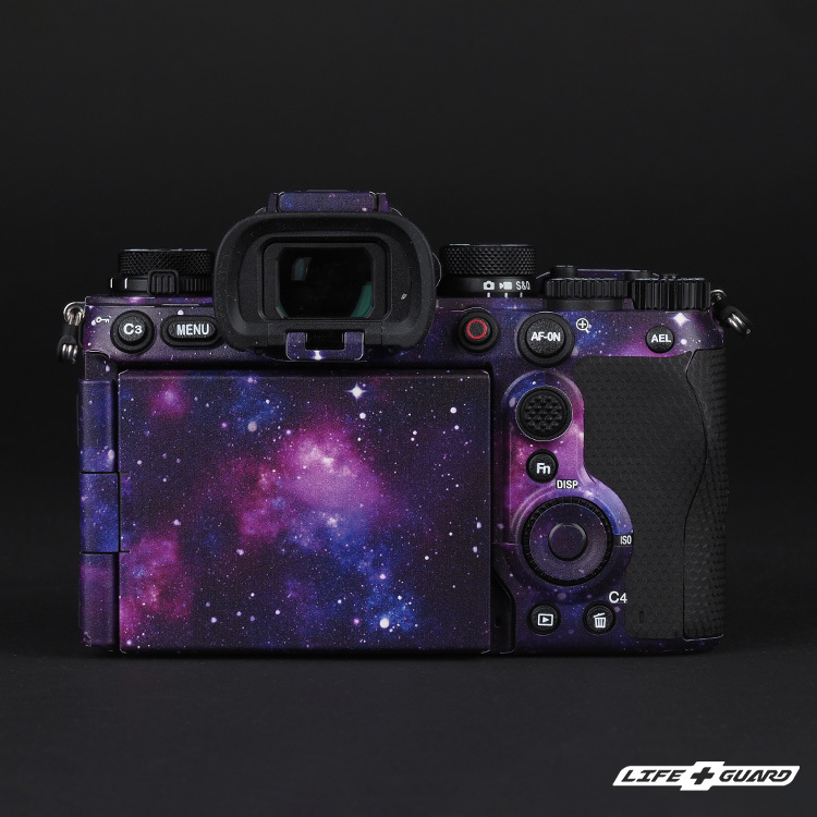 銀河貼膜質感特寫，LIFE+GUARD 設計風格